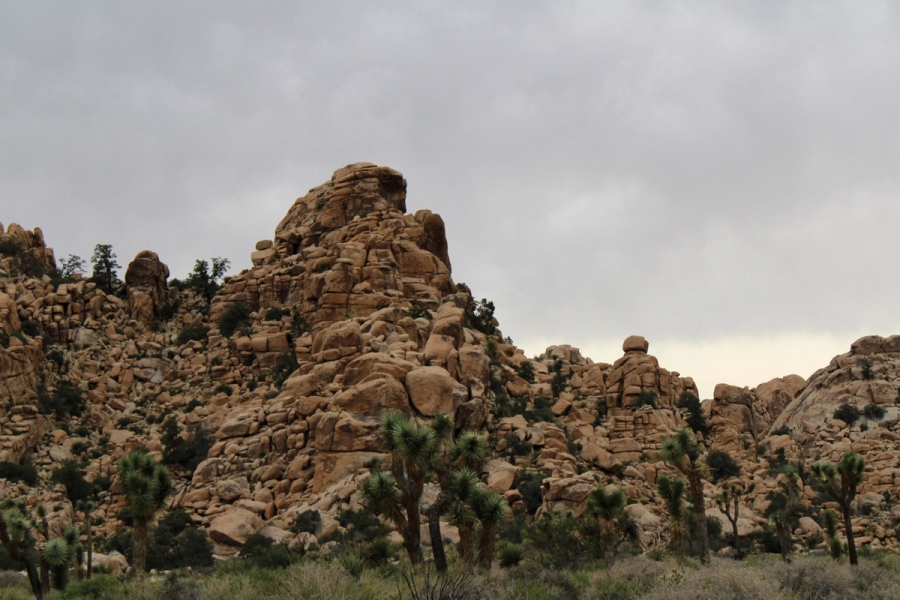 Huge rocks in a pile.