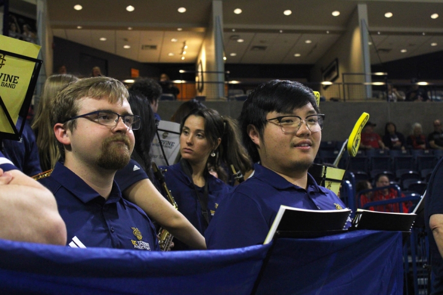 Two trumpets stare at court.