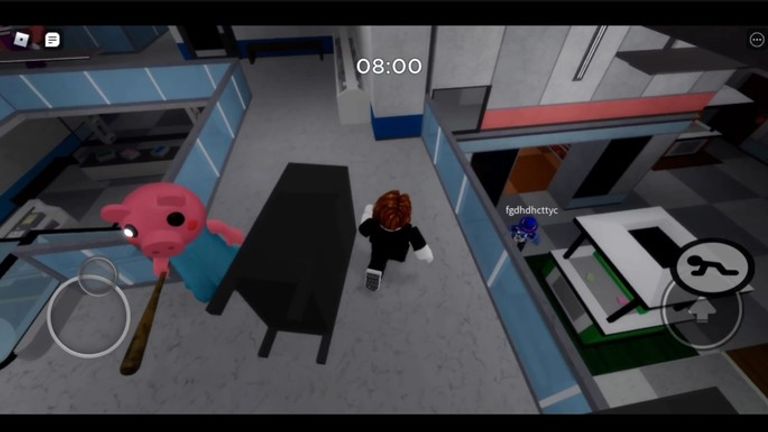 Piggy Roblox gameplay showing the pink bat-wielding Piggy chasing an avatar indoors