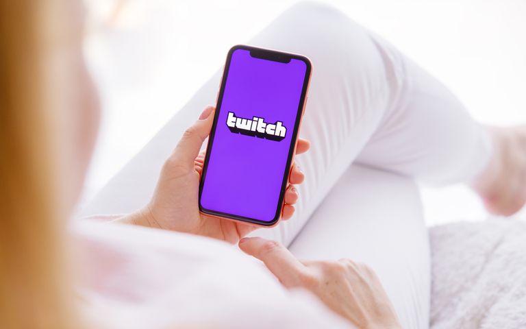 What Does IRL Mean When It Comes To Twitch?