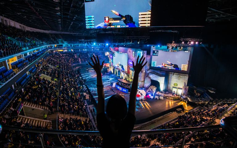How To Host Your Very Own eSports Event