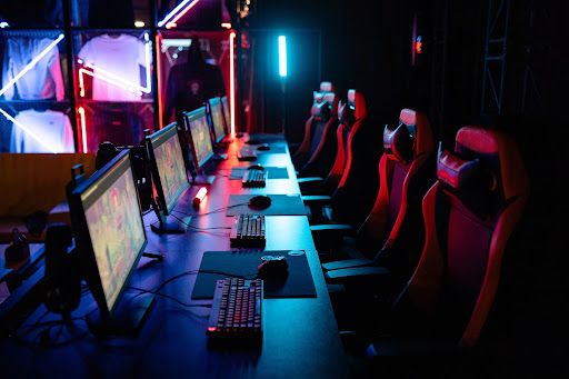 Understanding the Rise of Twitch as the Premier Platform for Esports