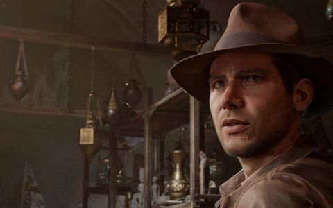 Indy looking over his shoulder in Indiana Jones and the Great Circle