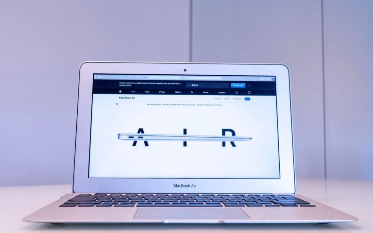 An Ultimate Selection of the Best Laptops for Students