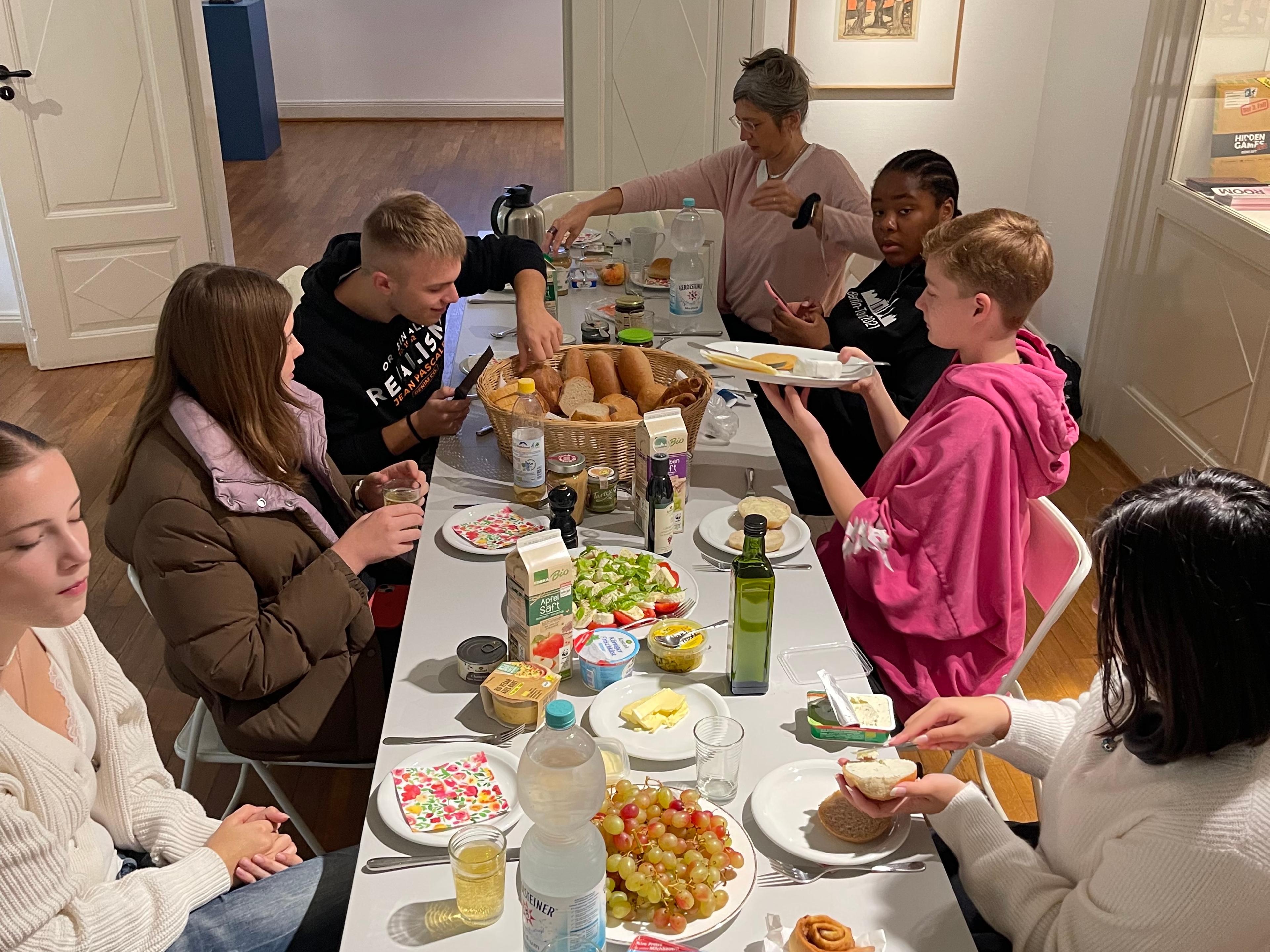 Gemeinsamer Brunch zum Workshop Barlach GoYoung