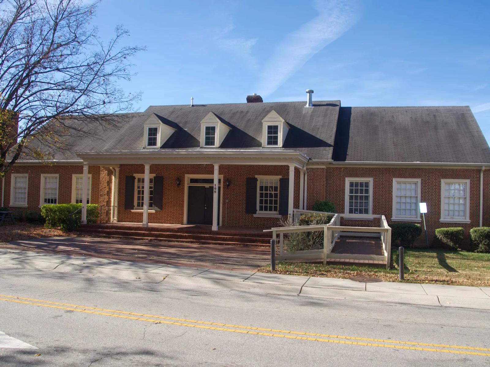 109 Church Street, Chapel Hill, NC — photo 1