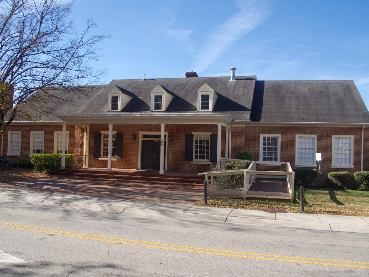 109 Church Street