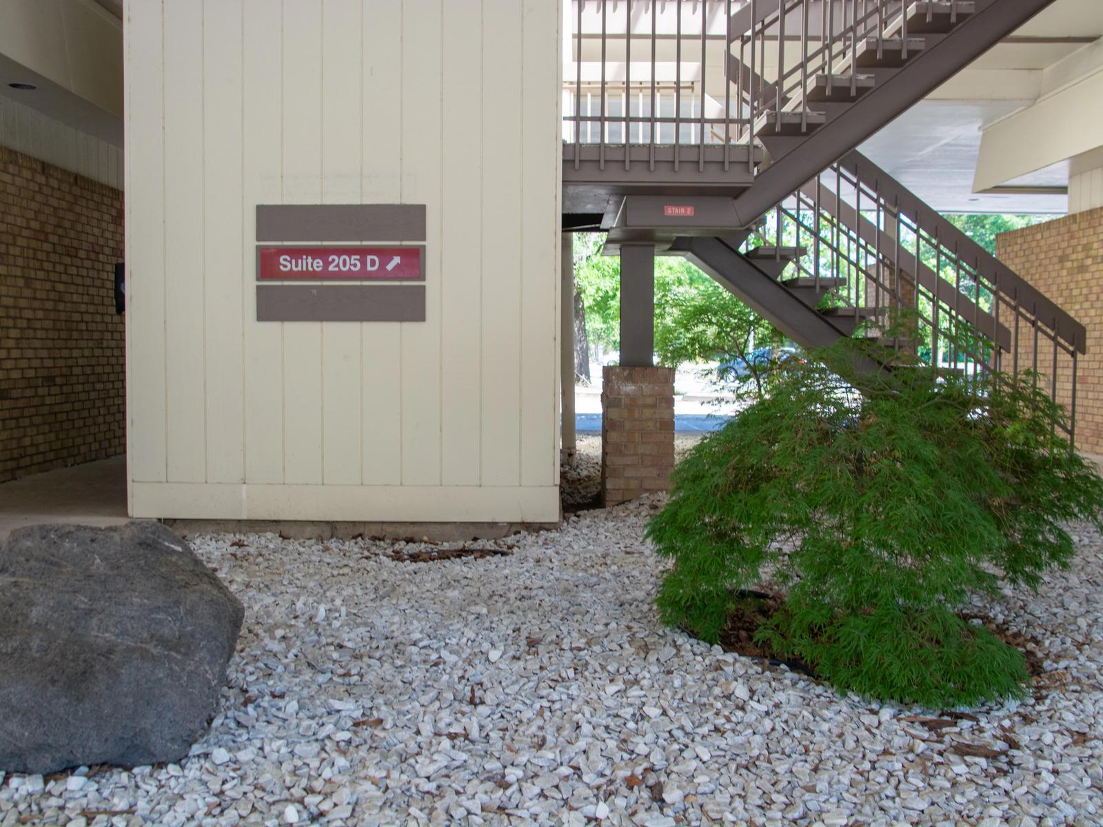 121 S Estes Drive, Chapel Hill, NC — photo 3