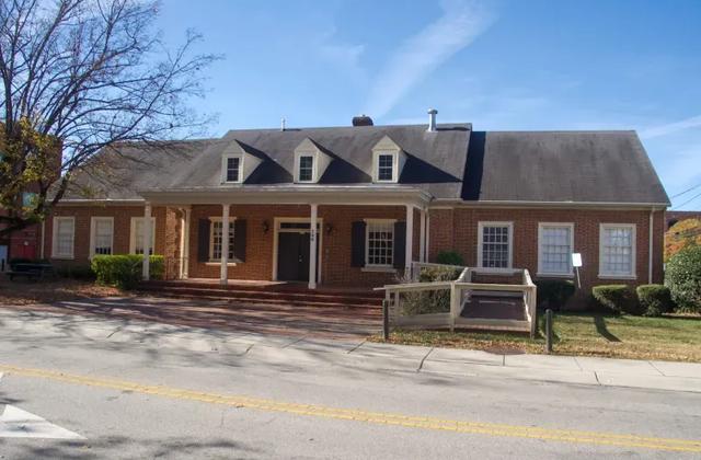 109 Church Street, Chapel Hill, NC