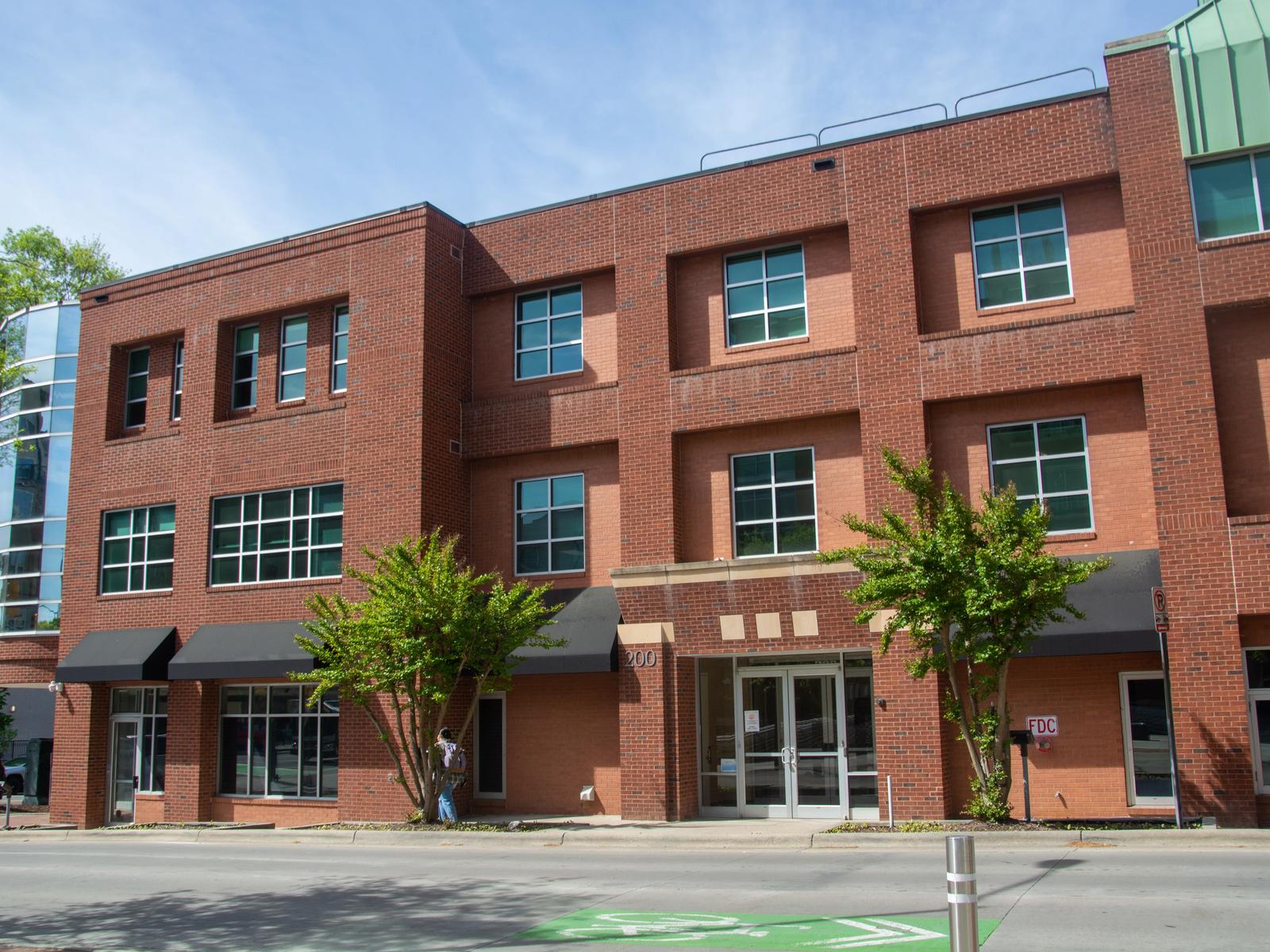 200 West Franklin Street, Chapel Hill, NC — photo 2