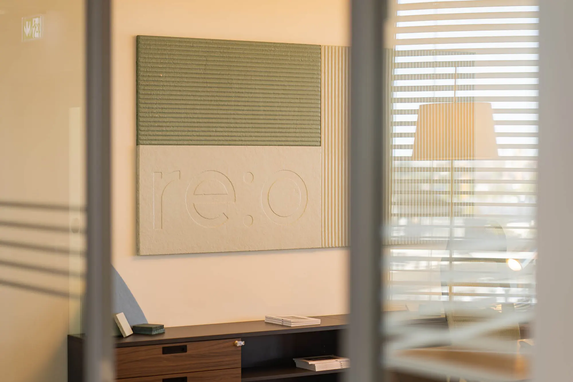 re:o showroom Berlin Branding