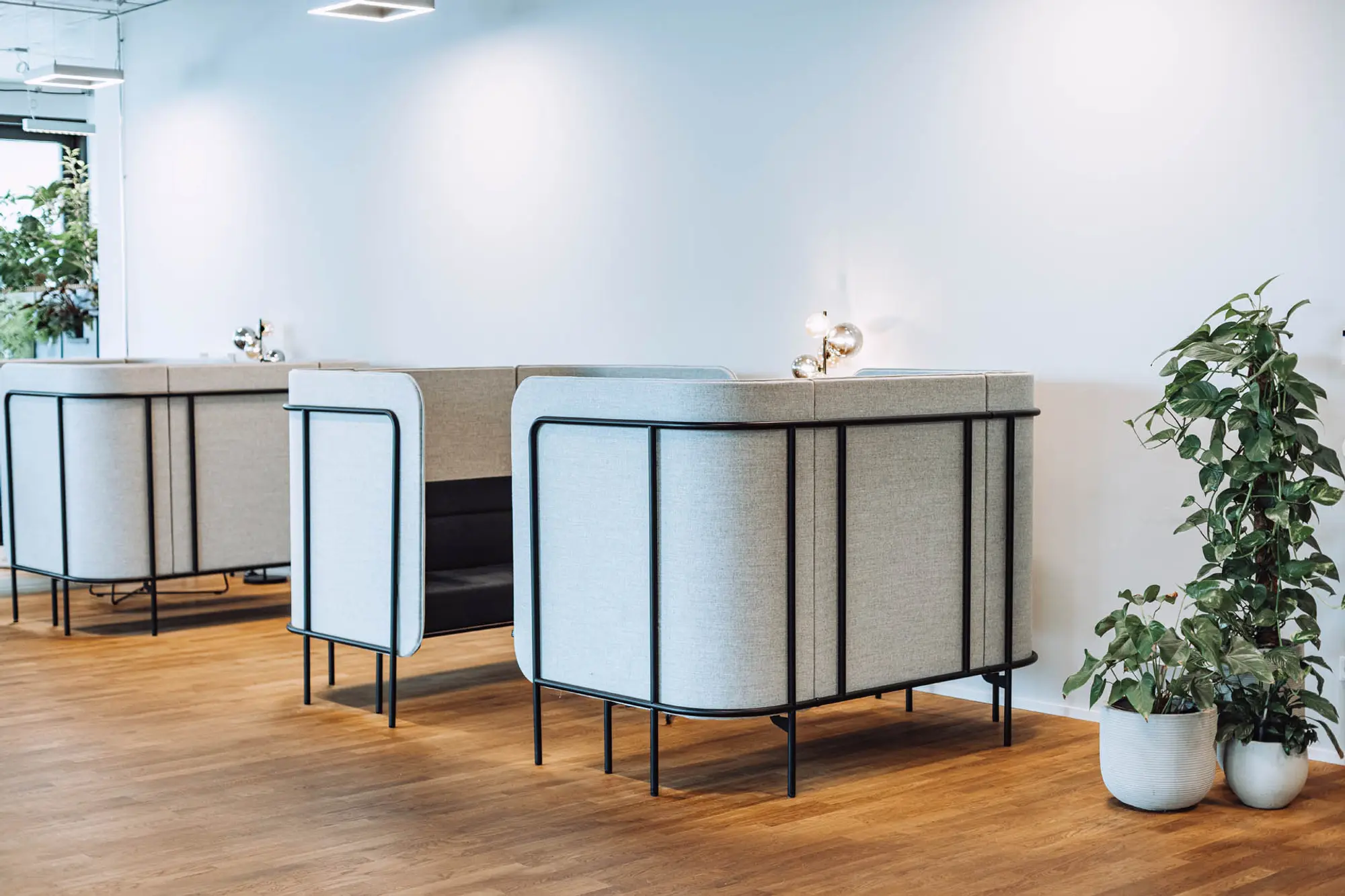 Wartebereich im Zenjob Office im Erdgeschoss