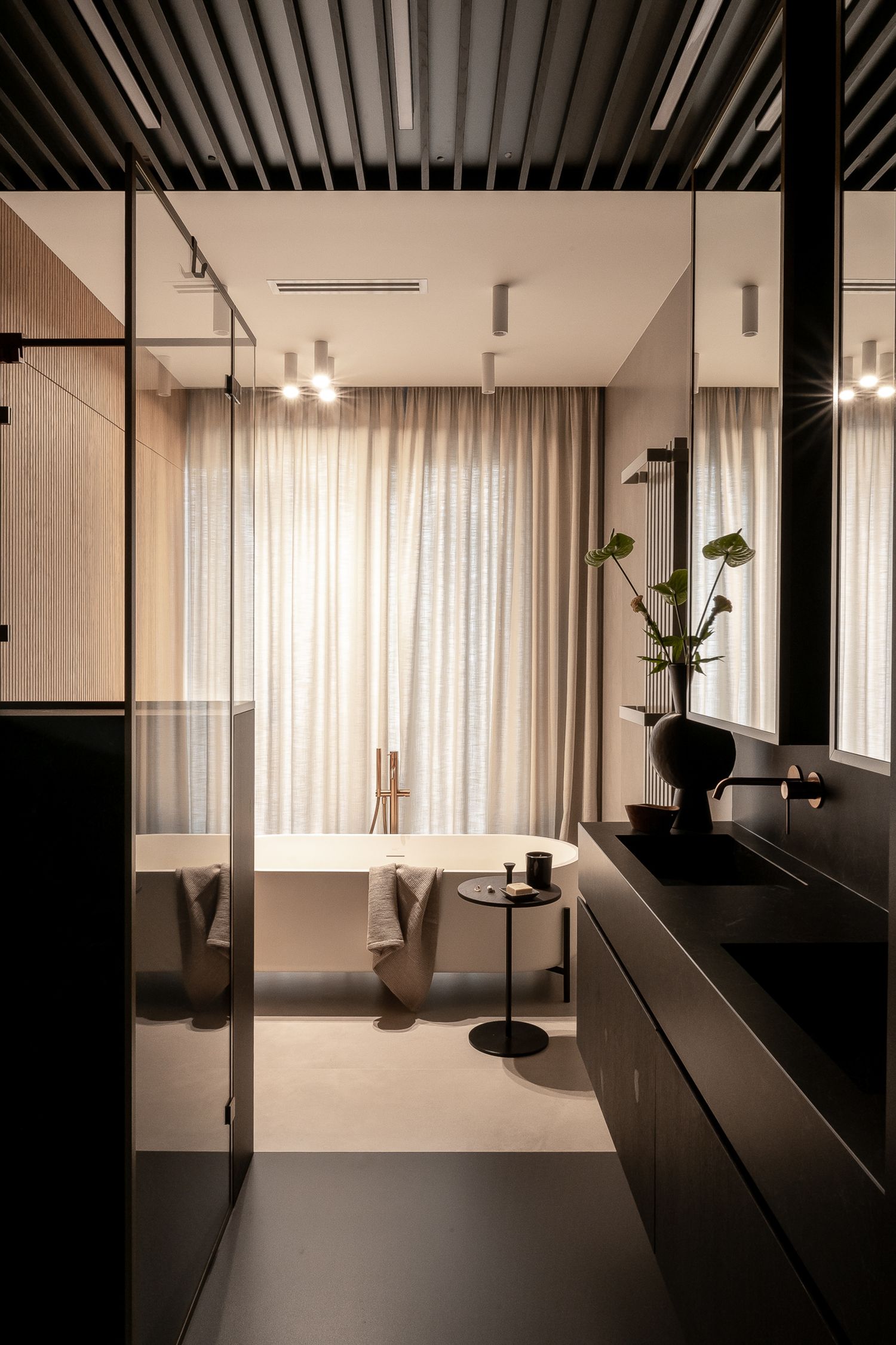 Dom w ciemnej elegancji — projektowanie wnętrz Wrocław, we.make (2)