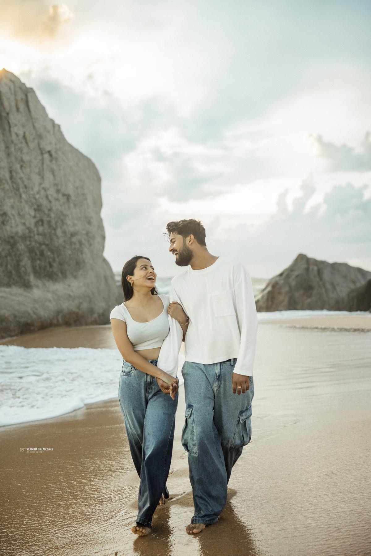 Bhawana & Naren, photo 11