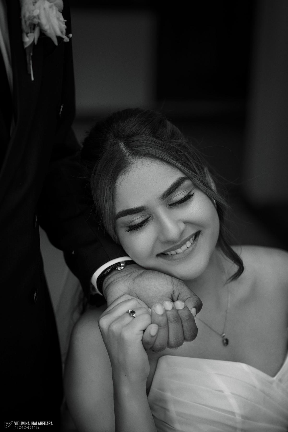 Janith & Nicola, photo 8