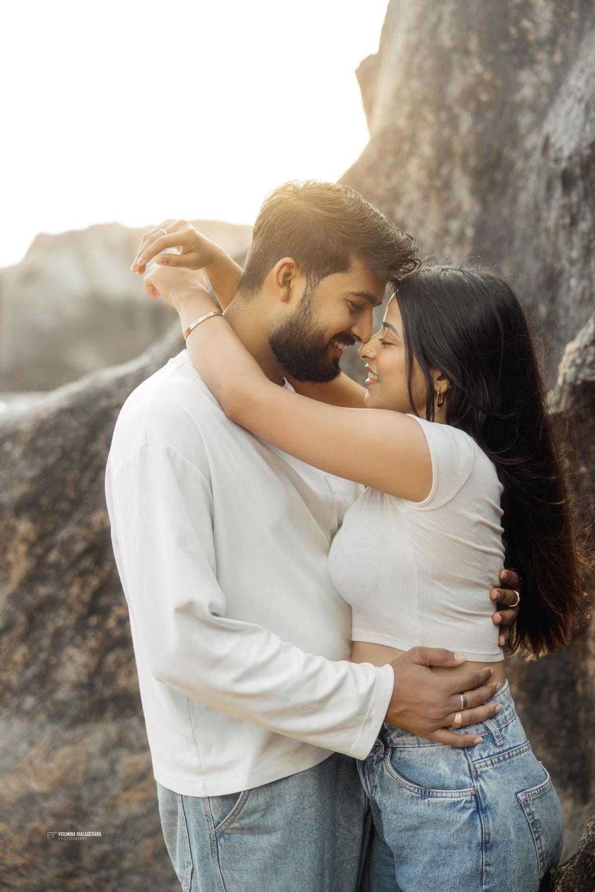 Bhawana & Naren, photo 9