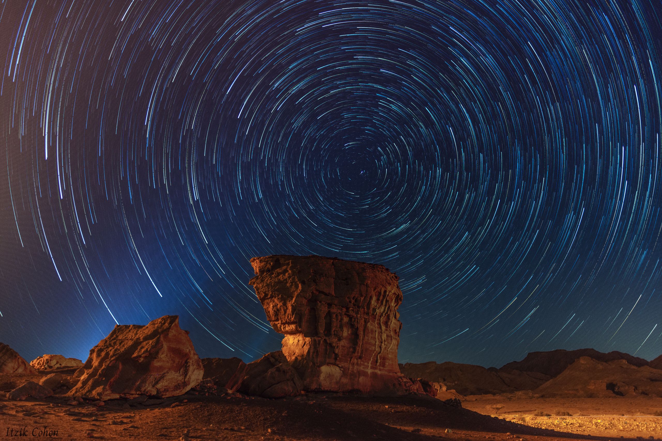 Star Trail Study 015 by Itzik Cohen