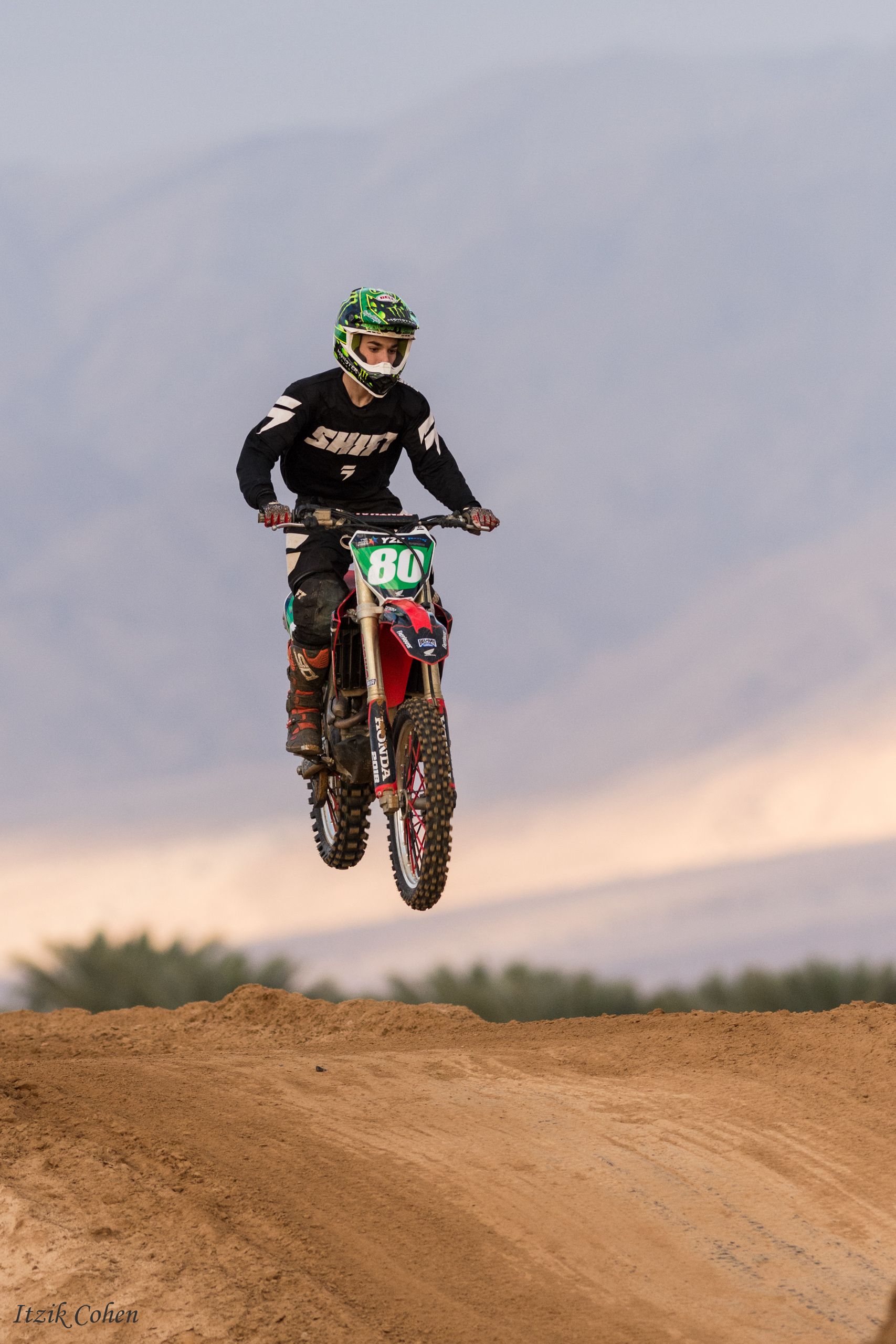 Sport Study 006 by Itzik Cohen