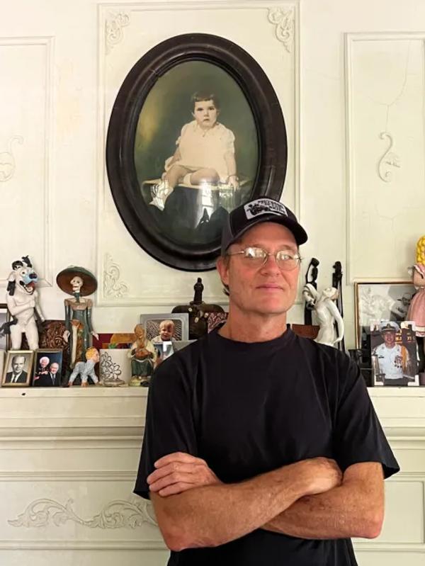 picture of the artist