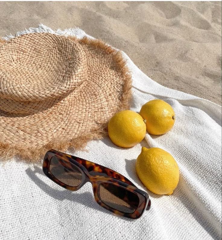 Summer Bag de Victoria: Tu Compañera Ideal para un Día Perfecto en la Playa