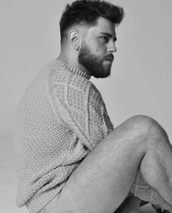 El Silencio de la Industria: Modelos Masculinos Curvy en la Moda