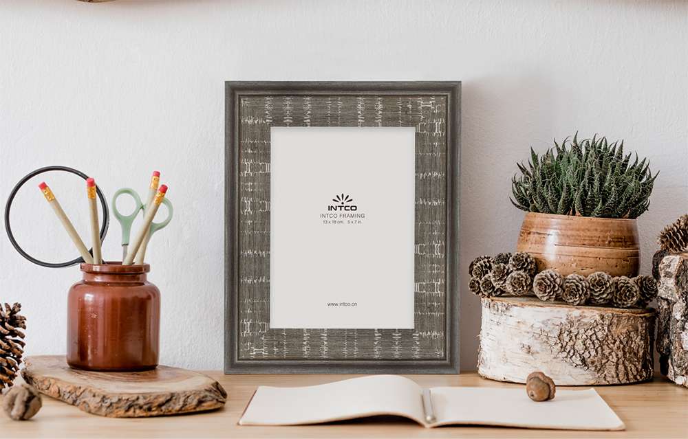 How to Choose the Right Picture Frame for Your Photos 3 Things to Consider