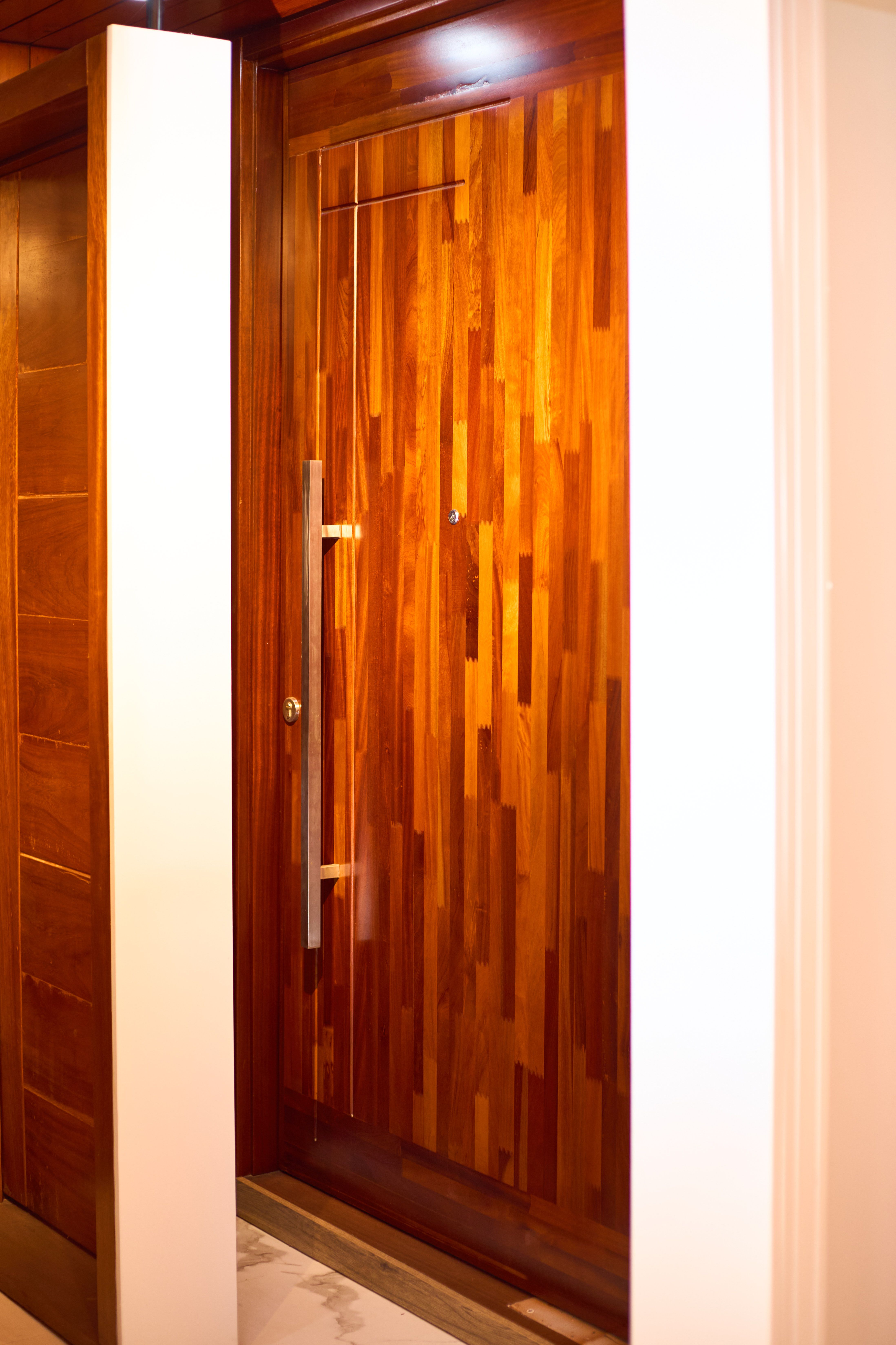 iWoodz fitted wardrobe with shelving