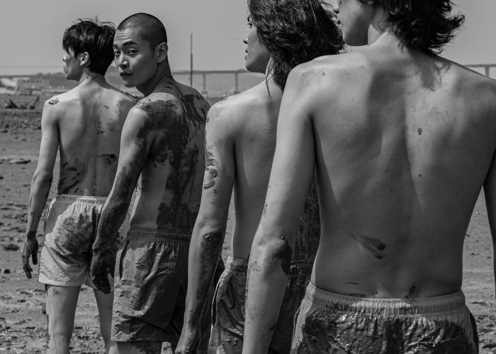 Missing alternative text