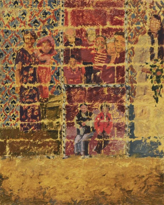 Missing alternative text