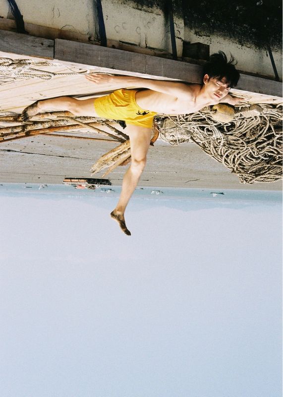 Missing alternative text