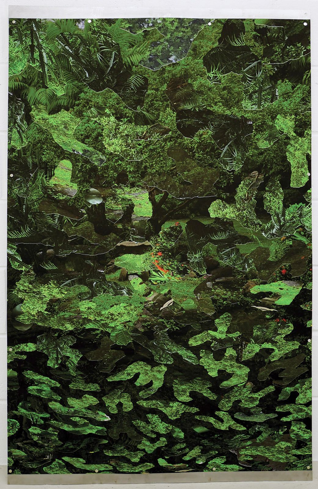 Missing alternative text