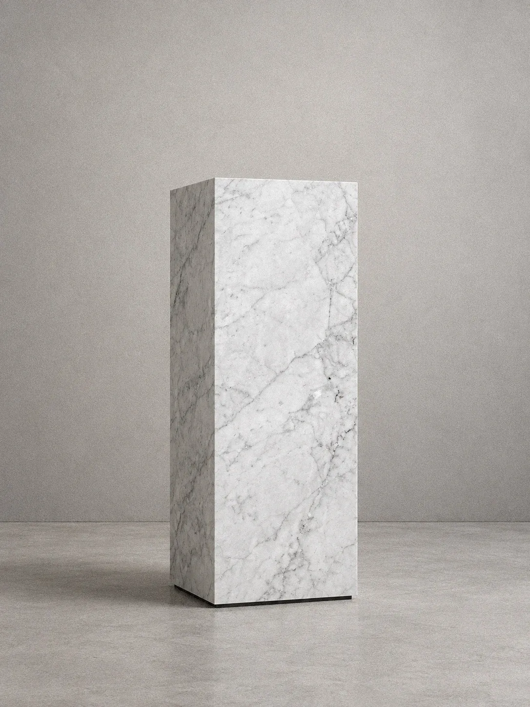 Lina — Bianco di Carrara