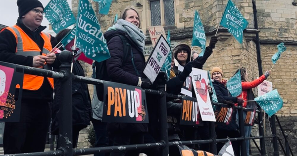 Teachers' strike in Buckingham