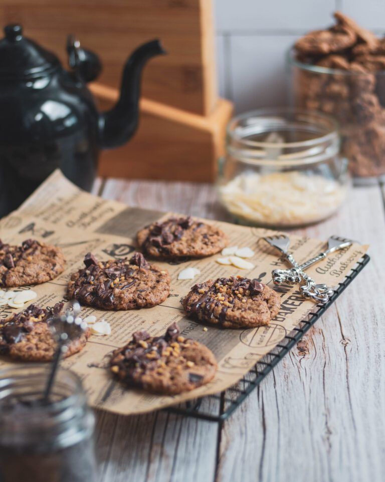Piškoti s trojno čokolado
