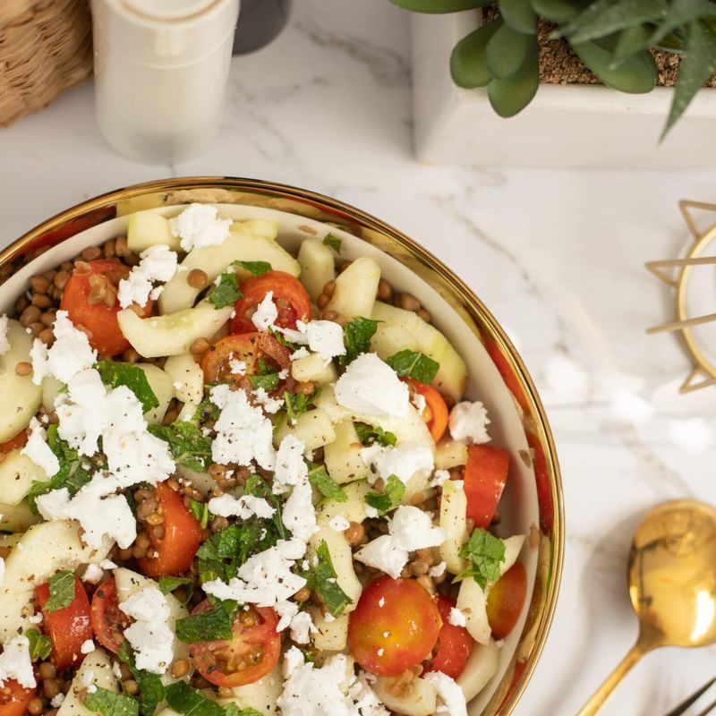 Osvežujoča poletna solata