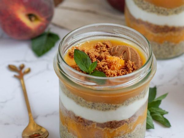 Marelični chia desert