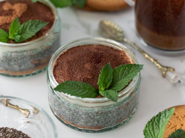 Chia tiramisu