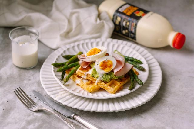 Amasi and Cheese Waffles with Avo, Smoked Ham, Egg and Mashed Avocado