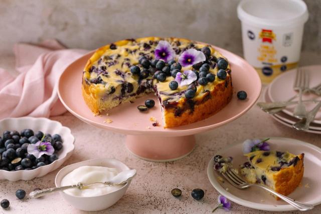 Baked Yoghurt Custard Blueberry Cake