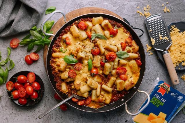 Cheesy Bolognaise Gnocchi Bake