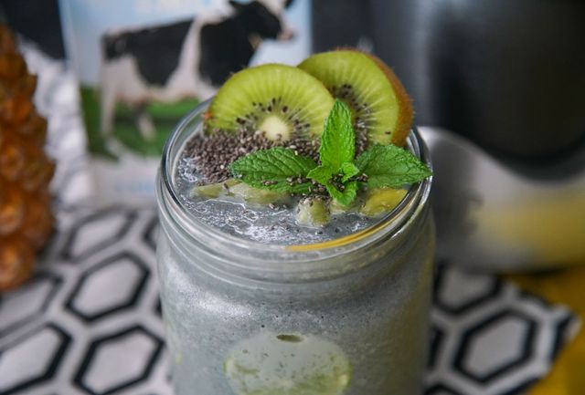 Grey Smoothie Jar