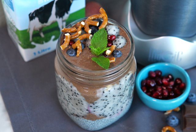 Chocolate Chia Smoothie Jar