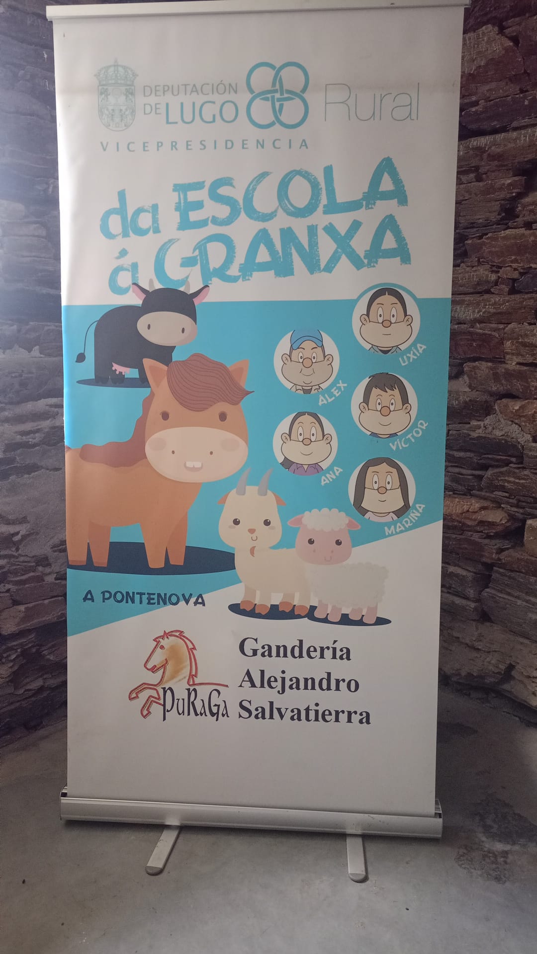 Visita á granxa "Alejandro Salvatierra" na Pontenova