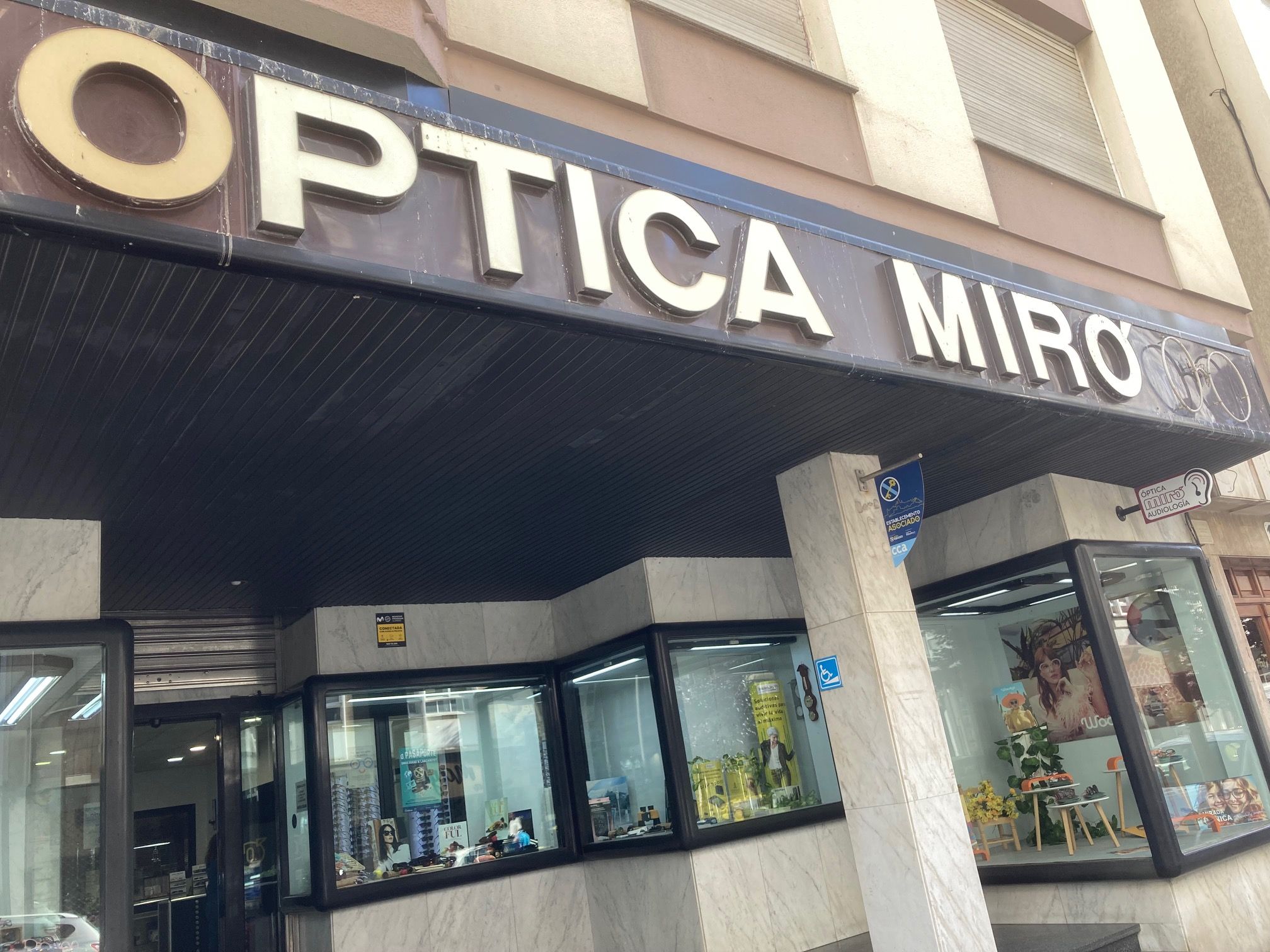 Óptica Miró