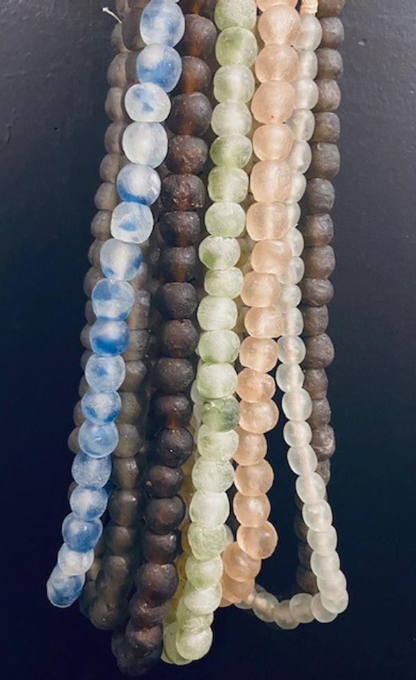 Mixed colors beads artwork