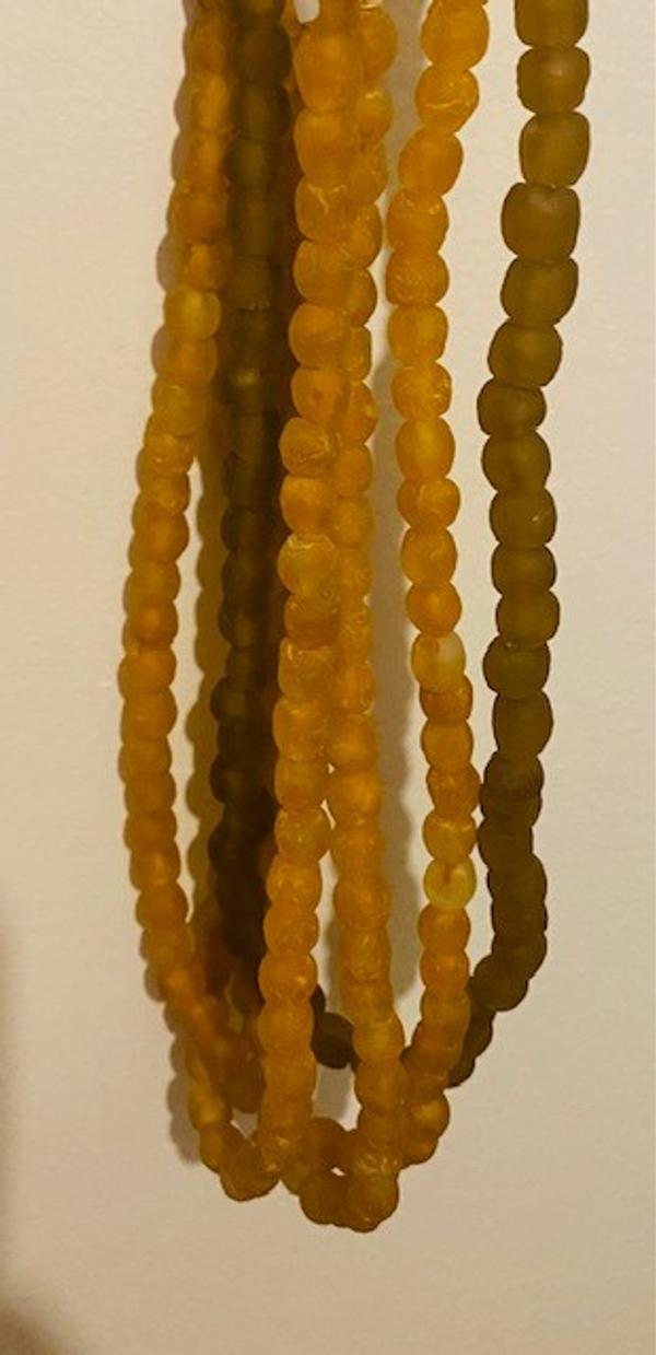 Mixed colors beads artwork