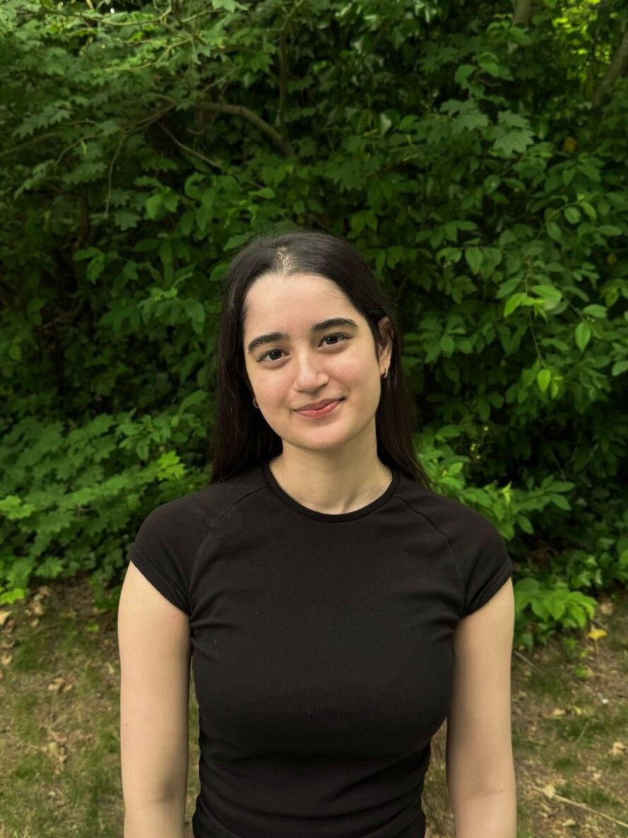 Praneet Kaur's profile image