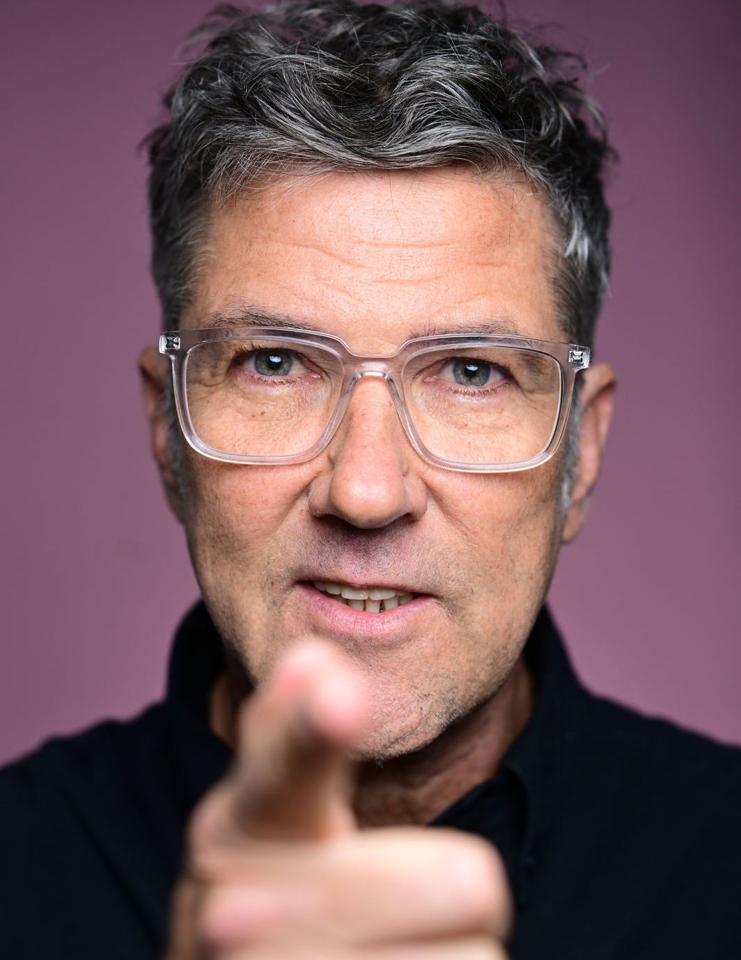 AI Washing erkennen: Wann KI draufsteht, aber keine KI drin ist