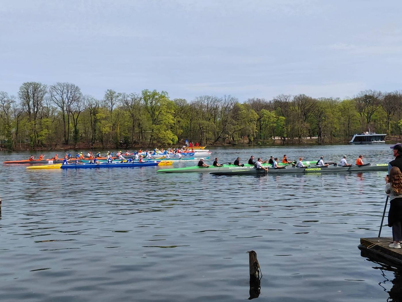 FRVS at the start of the outrigger race on Tegeler See