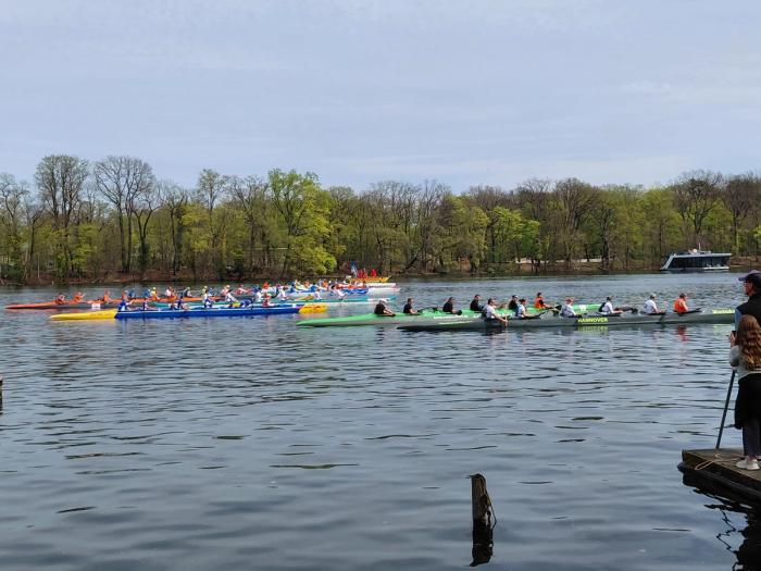 FRVS beim Start des Outrigger-Rennens auf dem Tegeler See